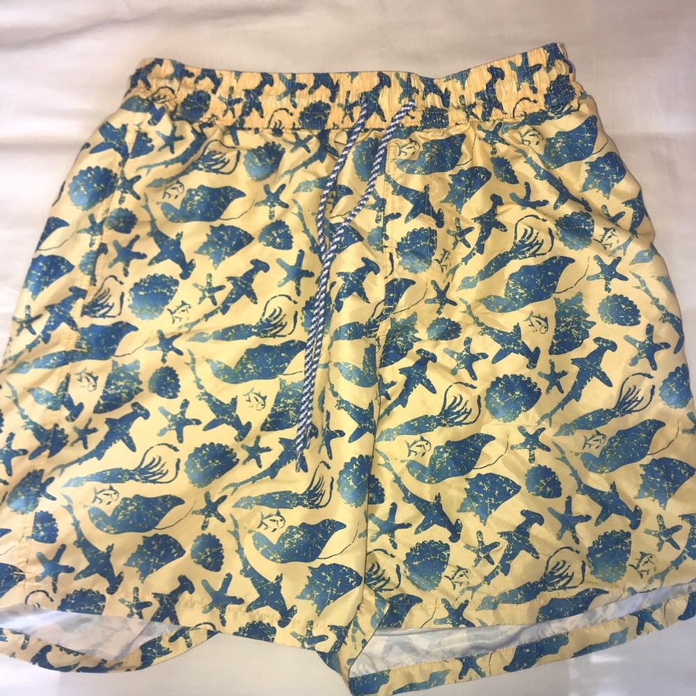 Men’s Southern Tide Swim Trunks